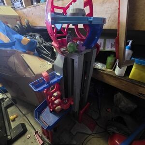 MATE the Label Colorful Action Tower Playset